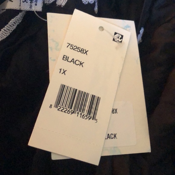 Raviya Women Plus Size Long-Sleeve Cover-Up Dress - Picture 3 of 5